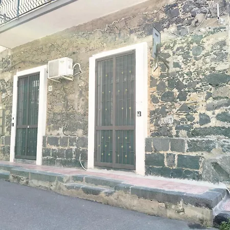 Apartment Vacanze A 2 Passi Dal Mare Giardini Naxos