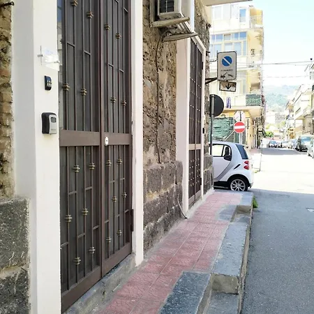 Vacanze A 2 Passi Dal Mare Appartamento Giardini Naxos