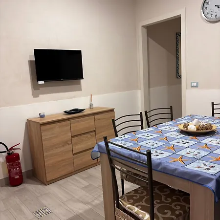Vacanze A 2 Passi Dal Mare Apartament *
