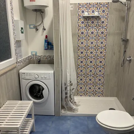 Апартаменты Vacanze A 2 Passi Dal Mare *